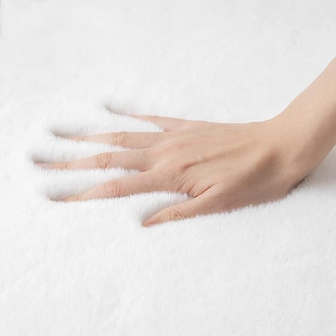 ORINOVA White Faux Fur Rug 5x8 Rugs for Living Room Shag Washable Area Rug Fuzzy Rugs for Bedroom Girl Room Decor Rectangle Rug