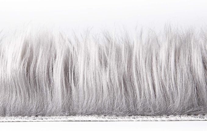 Ashler Faux Fur Rug, Fluffy Shaggy Area Rug Ultra Soft 3 x 3 Feet Round Fur Rug, Grey Fuzzy Rug Machine Washable Shag Rug, Nursery Decor Throw Rugs for Bedroom, Kids Room, Living Room