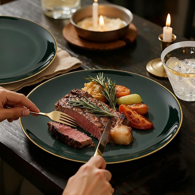 bUCLA 150PCS Green Plastic Plates - Green and Gold Disposable Include 25 Each (Dinner & Dessert) Plates, 25 Knives, 25 Forks, 25 Spoons and 25 Cups, Ideal for Party&Christmas