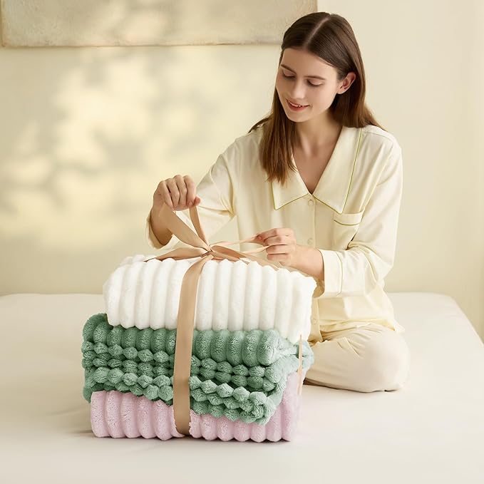 HIMEET Off White Ribbed Twin Blanket for Bed - 300GSM Lightweight Soft Fleece Blanket for Women, Cozy Blankets Graduation Birthday Gifts, Striped Spring Home School Dorm Decor, Off White, 60x80 Inches