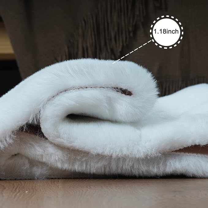 Ghouse Ultra Soft Faux Rabbit Fur Rug 3x5, Machine Washable Area Rugs for Bedroom Fluffy Rugs for Living Room, No-Shedding Carpet Sheepskin Rug White