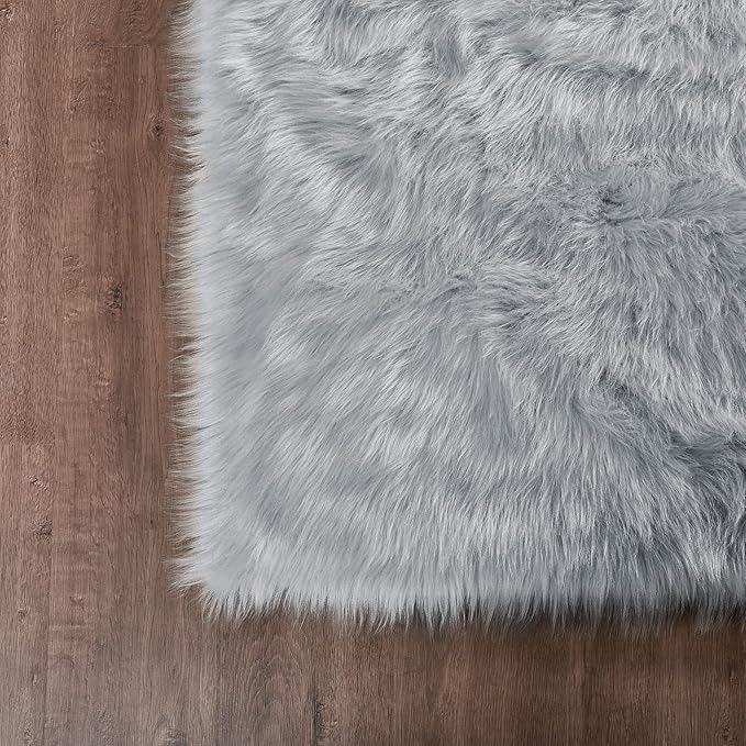 Goolela Grey Fluffy Fuzzy Rug for Bedroom Dorm 3x5 Gray Furry Faux Fur Shaggy Carpet Living Room Sheepskin Soft Plush Rectangle
