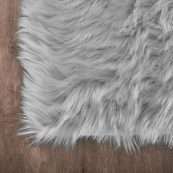 Latepis Small Rugs for Bedroom 2x3 Grey Faux Sheepskin Rug for Living Room Super Soft Rugs for Dorm Room Fluffy Rug for Bedroom Rectangle