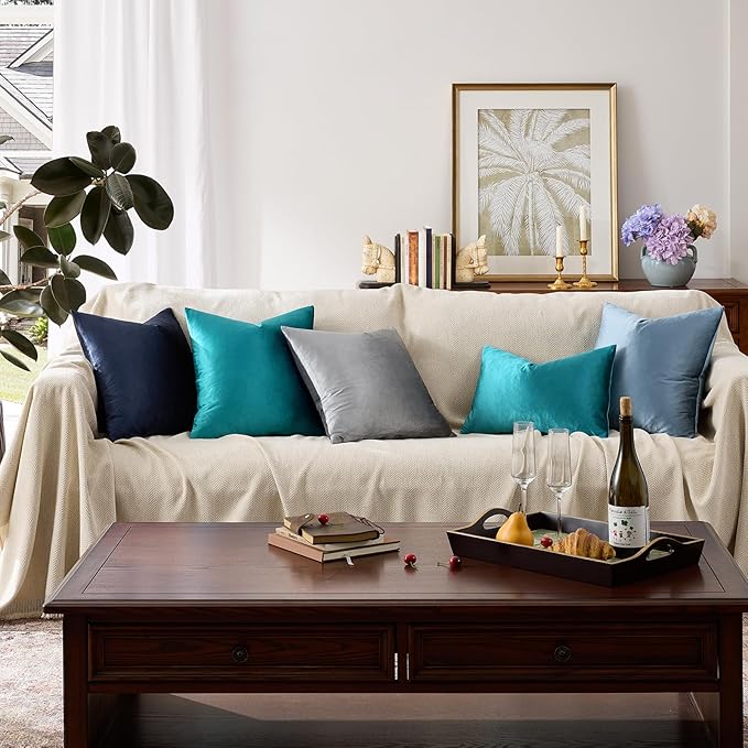 GIGIZAZA Decorative Throw Pillow Covers 18 x 18,Set of 2 Sofa Cushion Teal Peacock Green Pillow Covers,Velvet Pillow Square Cushion Covers