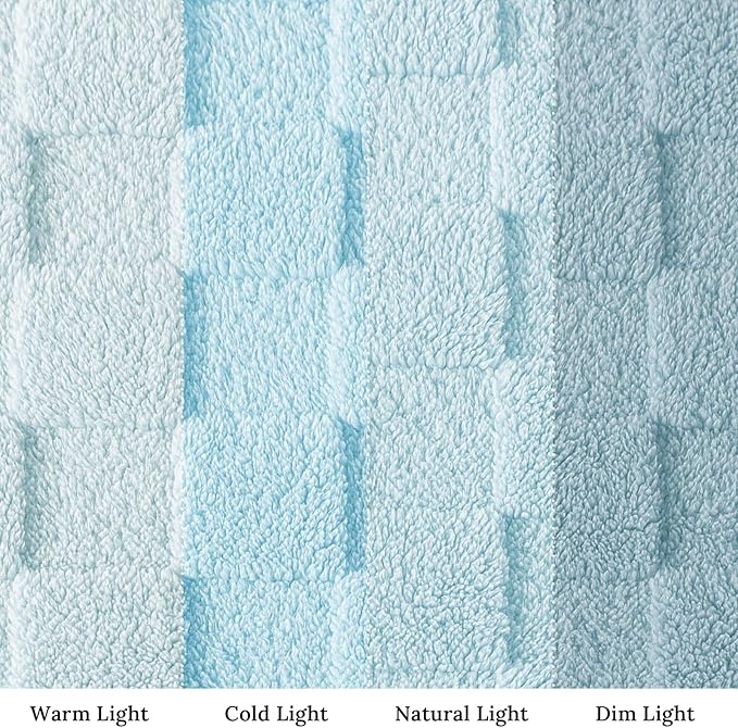 Exclusivo Mezcla Fleece Throw Blanket for Couch,Super Soft and Warm Lightweight Checkered Pattern Blankets for All Seasons, 50x60 Inches, Light Blue