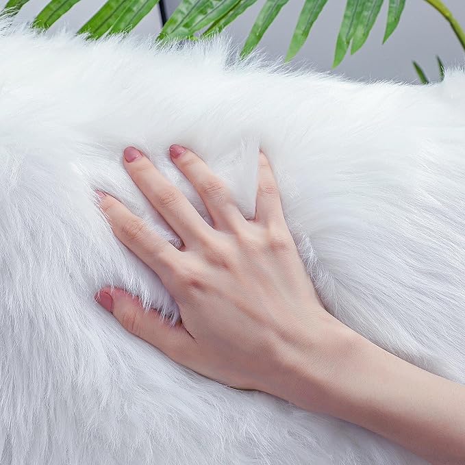 linmopm Faux Fur Rug Sheepskin Shag Fluffy Fuzzy White 3x4 ft Rugs for Bedroom Bedside Bed Floor Living Room Plush Rectangle High-Density Cushion Carpet Super Sofa Cover