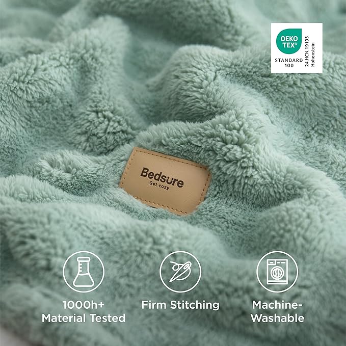 Bedsure 3D Fleece Bubble Blanket - GentleSoft Green King Blanket for Bed Sofa Room Decor - Luxury Soft Cozy Gifts for Kids, Lightweight, All Seasons, Sage Green, 108"×90"